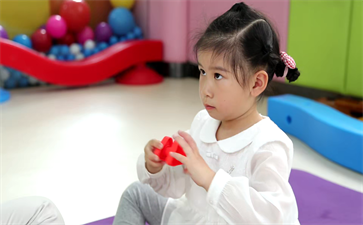 5歲孩子說話不清楚怎么訓(xùn)練？